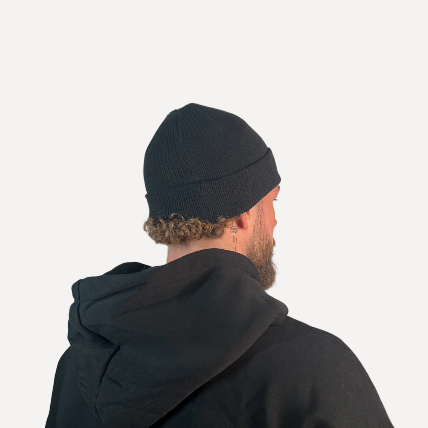 SMPL BEANIE - BLACK