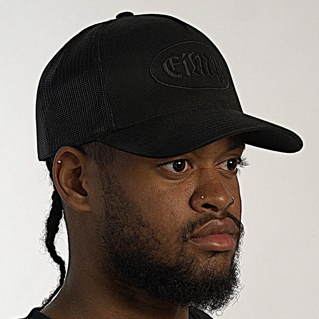 TRUCKER - BLACK