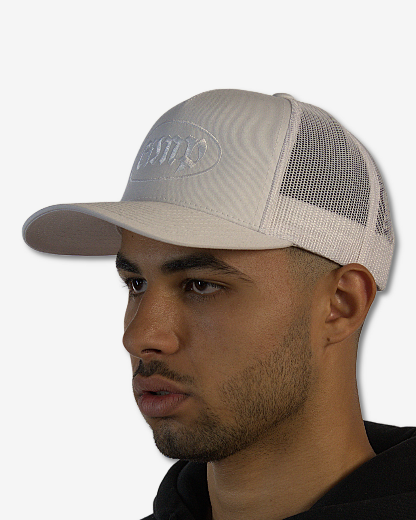 TRUCKER - WHITE